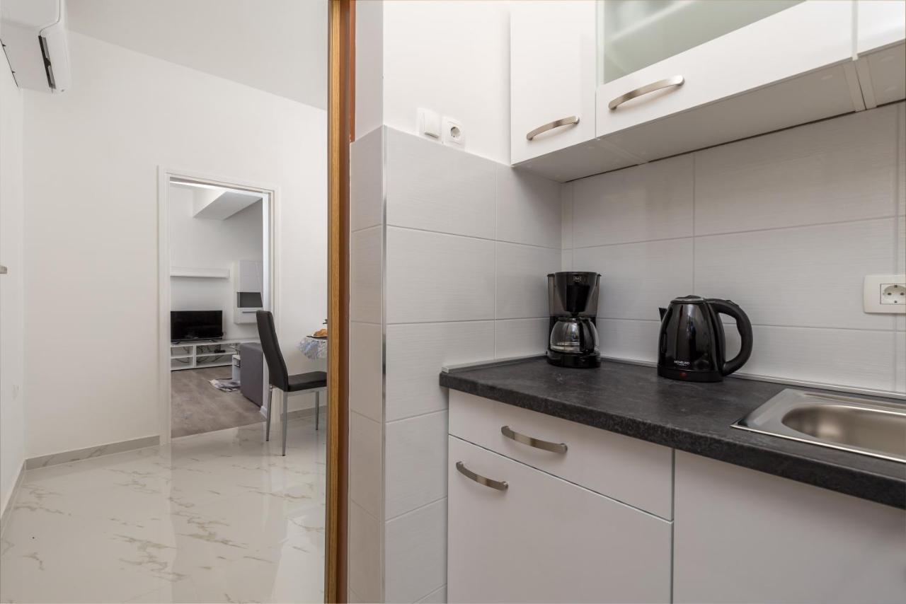 Apartman Jasmina 2 Fiume Esterno foto