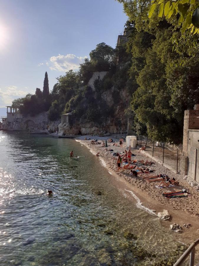 Apartman Jasmina 2 Fiume Esterno foto